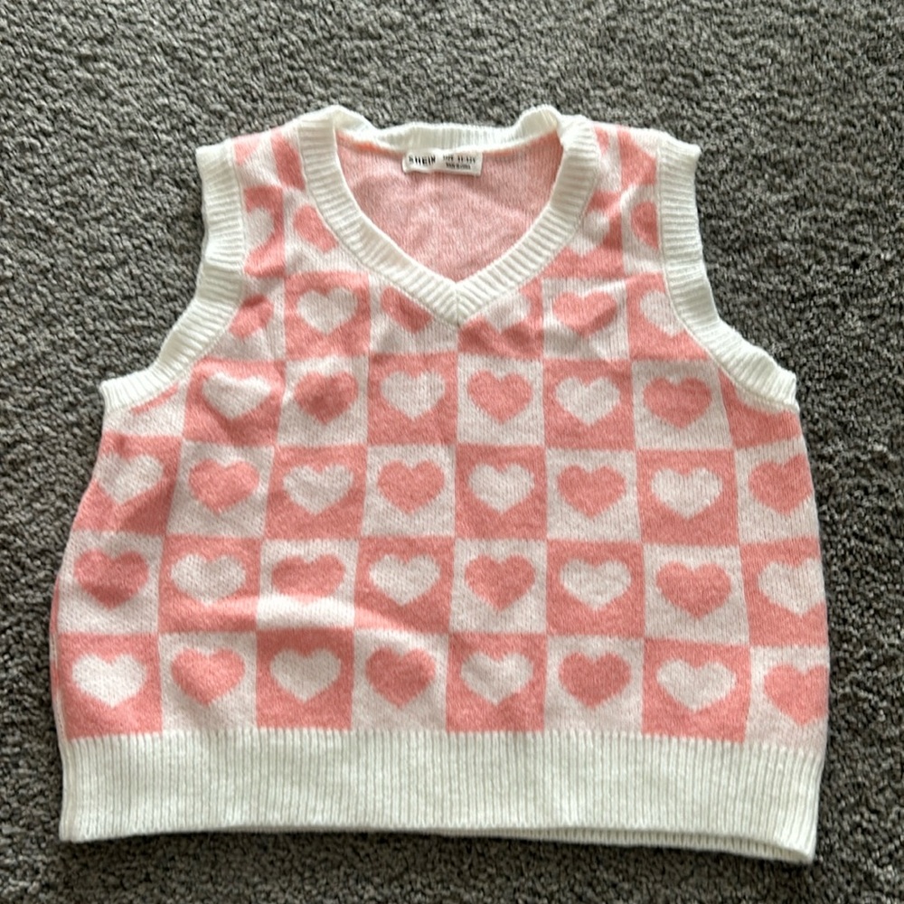 Sweater vest with 💕